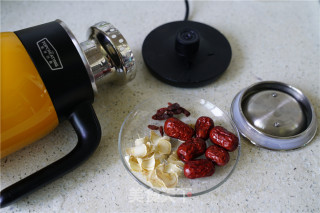 Red Date American Ginseng Tea recipe