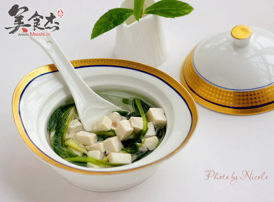 Tofu Soup with Mustard and Minced Meat recipe