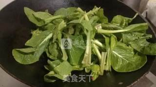 Stir-fried Vegetable Core with Garlic recipe