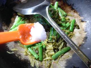 Stir-fried Plum Beans with Pickled Vegetables recipe