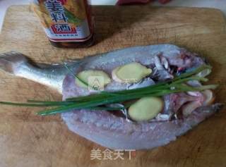 West Lake Fish with Vinegar Sauce recipe