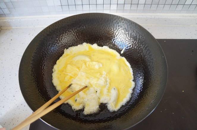 Scrambled Eggs with Garlic recipe
