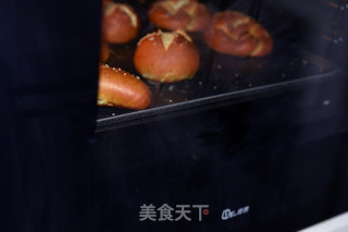 Baking Recipes for Lye Bread recipe