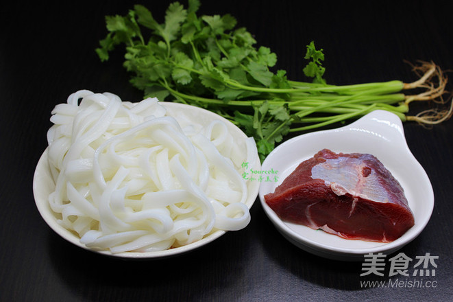 Guangzhou Banquet Meal, Beef and Beef Soup Pho recipe