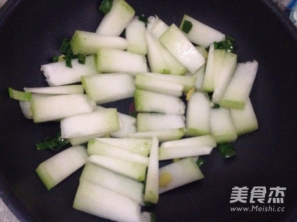 Winter Melon Kelp Vegetarian Soup recipe