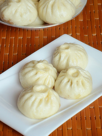 Pork and Green Onion Buns recipe