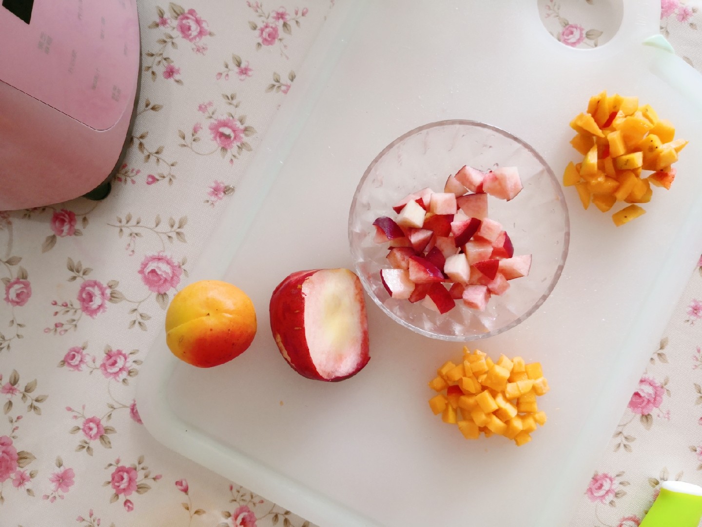 Fruit Milk Ice Drink recipe