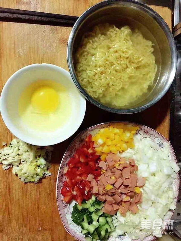 Fried Instant Noodles recipe