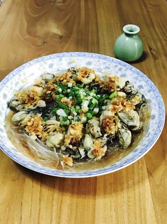 Steamed Oyster Meat with Garlic Vermicelli recipe