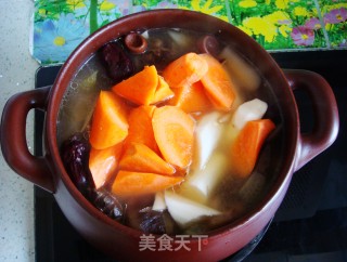 Kunbo Casserole Stewed Mushroom Pork Rib Soup recipe