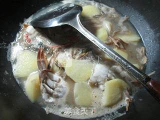 Bamboo and Dried Vegetables, Crab and Potato Soup recipe