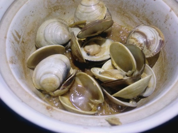 Wine Steamed Clams recipe