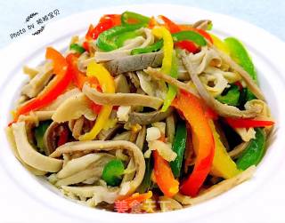 Stir-fried Belly Shreds with Colored Pepper recipe
