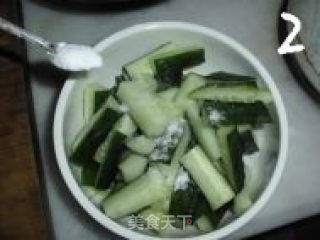 Northeastern Flavor-garlic Chili Sauce Mixed with Cucumber recipe