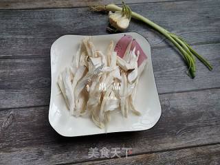 #快手素菜#pleurotus Eryngii and Green Pepper Fried Dried Shreds recipe