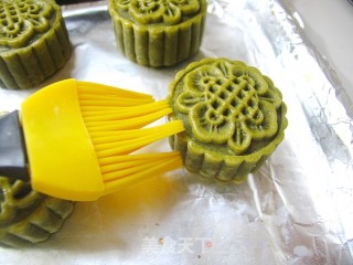 The Same Moonlight, A Different Life——cantonese-style Matcha Five-ren Mooncakes recipe