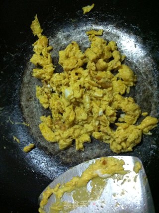 Fried Egg with Black Fungus recipe