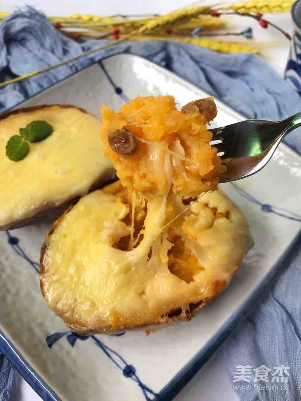 Baked Sweet Potatoes with Cheese recipe