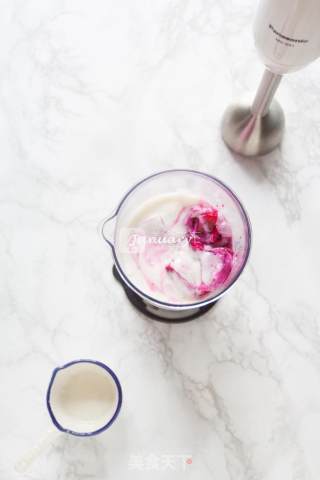 Dragon Fruit Yogurt Popsicle recipe