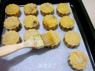 Practice Your Hands to Make Moon Cakes-rose Bean Paste Moon Cakes recipe