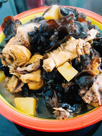 Chicken Stewed with Mushrooms