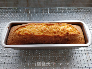 Matcha Honey Bean Pound Cake recipe