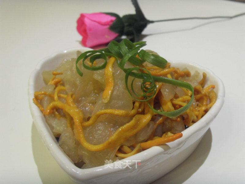 Jellyfish with Cordyceps Mushroom recipe