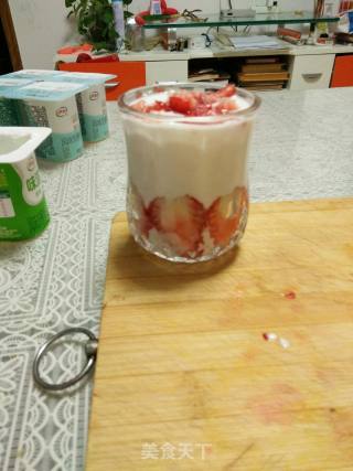Strawberry Yogurt recipe
