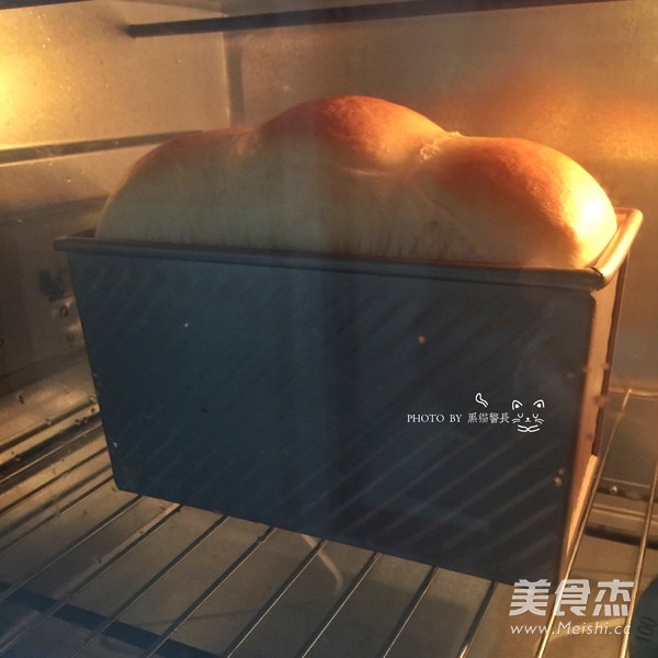 Cream Cheese Toast recipe