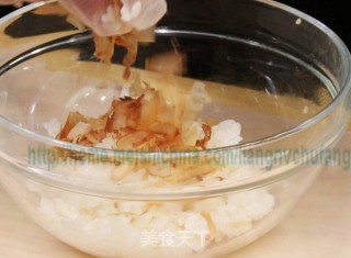 Japanese Style Flower Shaped Rice Ball recipe