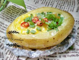 Baked Potatoes with Eggs recipe