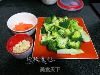 Stir-fried Broccoli with Garlic recipe