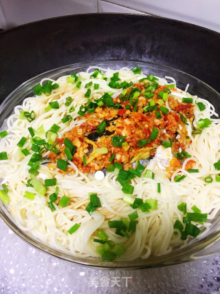 Chopped Pepper Fish Head Noodles recipe