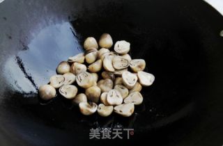 Straw Mushrooms in Oyster Sauce recipe