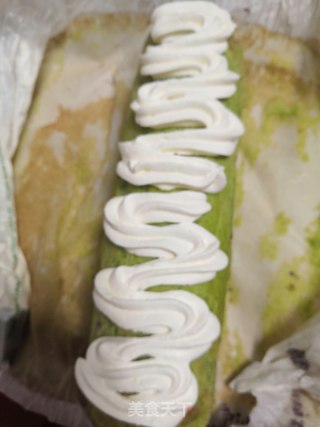 Spinach Purple Sweet Potato Cake Roll recipe