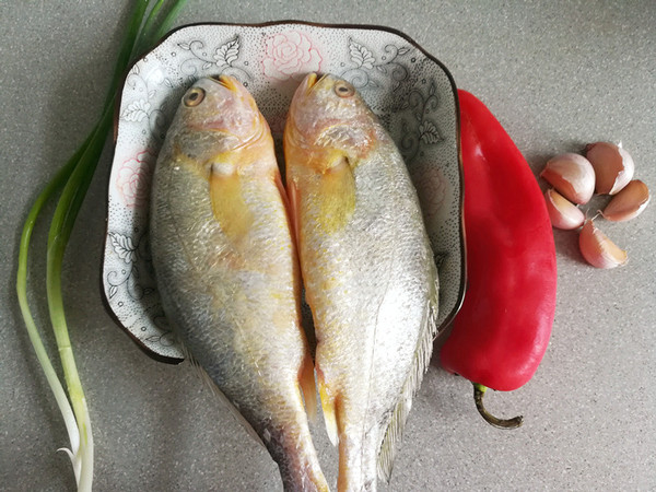 Braised Yellow Croaker with Bean Sauce recipe