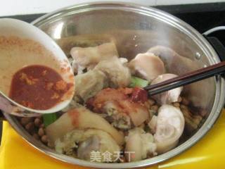 Spicy Red Fermented Bean Curd and Peanut Pork Feet recipe