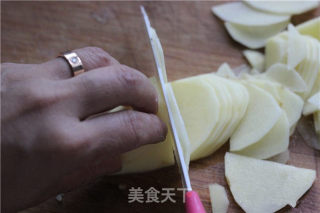 Stir-fried Beef with Hot Pepper and Potato Chips recipe