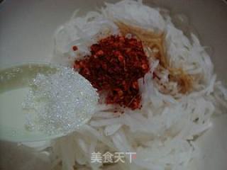 Sour and Spicy Appetizer Cold Dish------【sour and Spicy Carrot Shredded】 recipe
