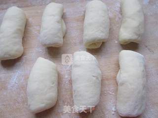 Mulberry Bread Roll recipe