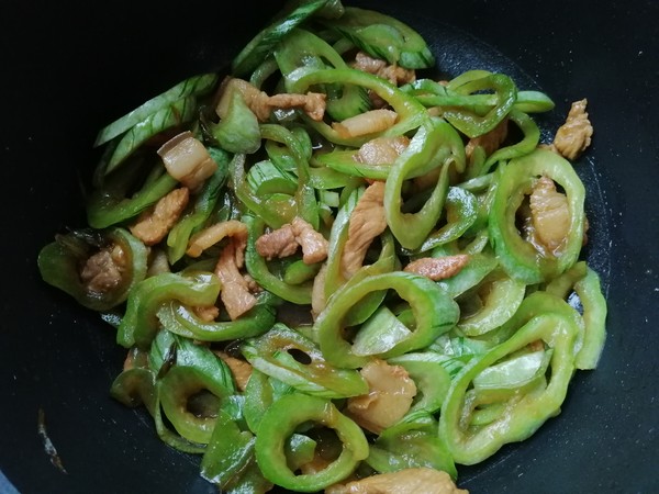 Snake Bean Stir-fried Pork Slices recipe