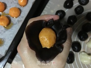 Egg Yolk Cake with Xue Mei Niang recipe