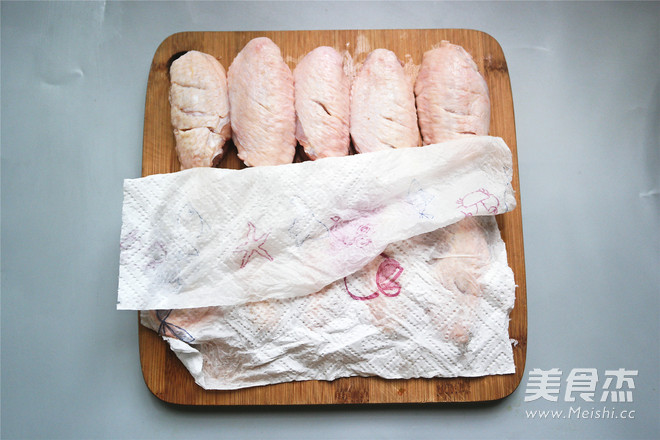 Microwave Salt and Pepper Chicken Wings recipe