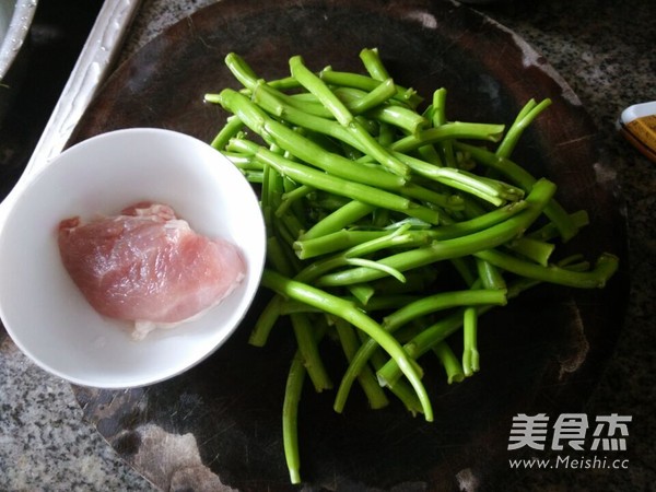 Stir-fried Minced Pork with Tong Cai Geng recipe