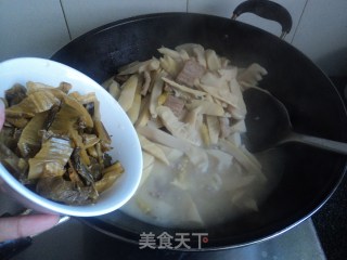 [pickled Pepper and Pickled Vegetable Bamboo Shoots] recipe