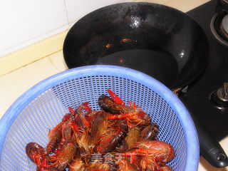 The Season of Fangs and Claws is Crazy-[spicy Crayfish] recipe