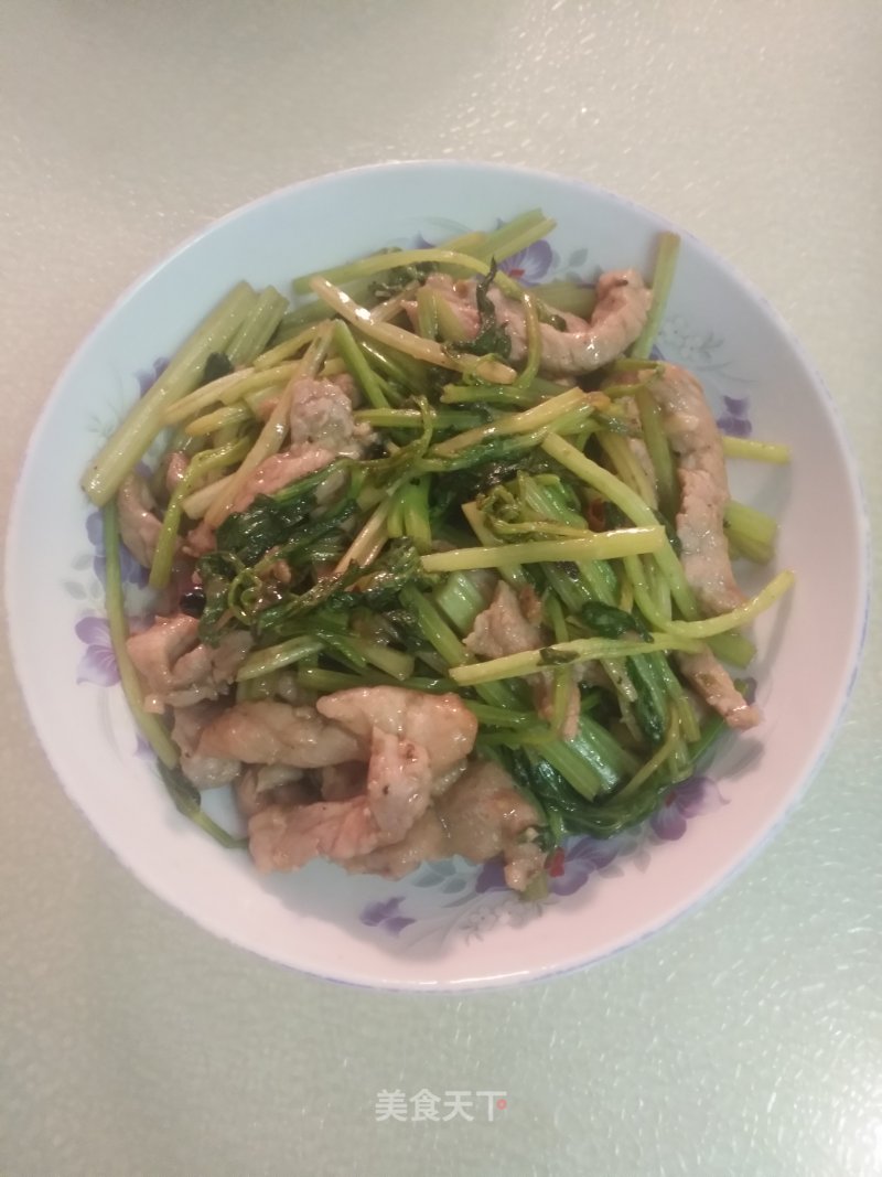Stir-fried Shredded Pork with Celery recipe