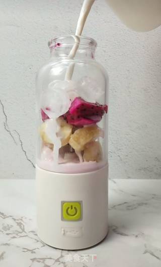 Banana Dragon Fruit Milkshake recipe