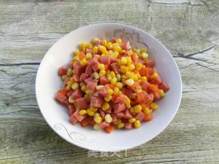 Stir-fried Corn with Ham and Carrots recipe