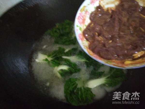 Cabbage and Pork Liver Soup recipe